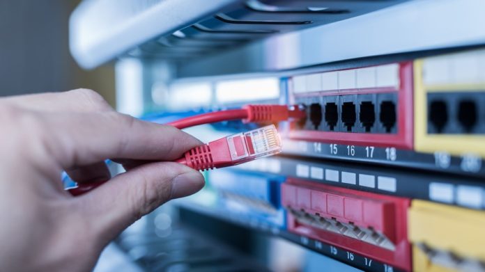 Trump administration is considering nationalising super-fast 5G network Trump administration is considering nationalising super-fast 5G network