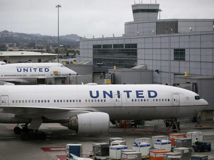 United Suspends Pet-shipping Service After Dog's Death United Suspends Pet-shipping Service After Dog's Death