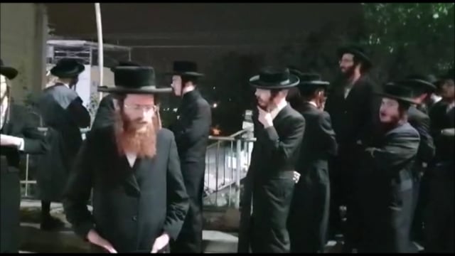 WATCH: 100s Of Chareidi Women Met By Extremists Who Protested At Beit Shemesh Job Fair