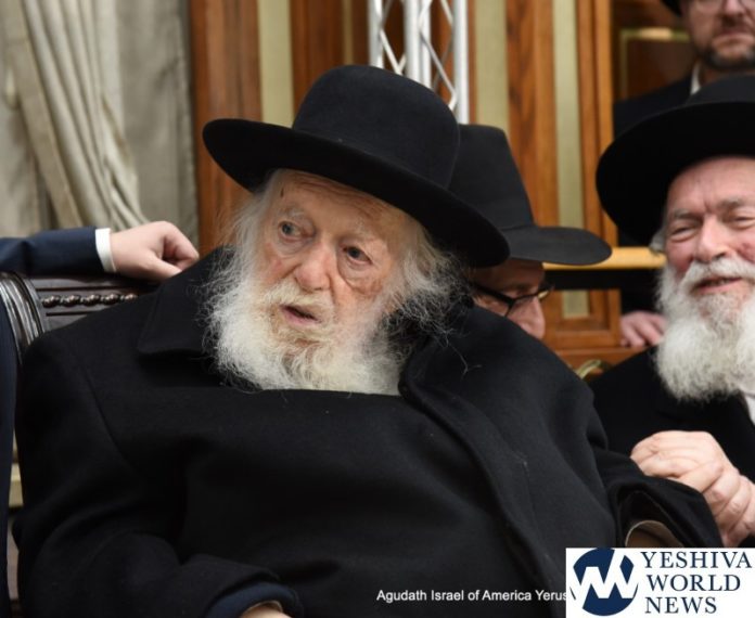 YYK_2019_Bnai_Brak_Kanievsky_Listening_to_Mann
