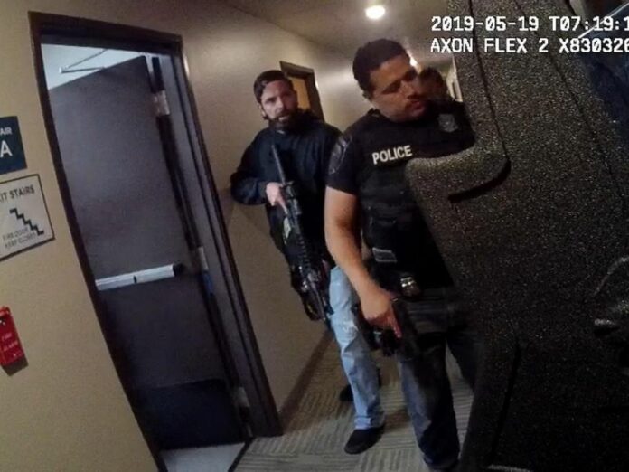 ht_policecam_le_191118_hpMain_4x3_992
