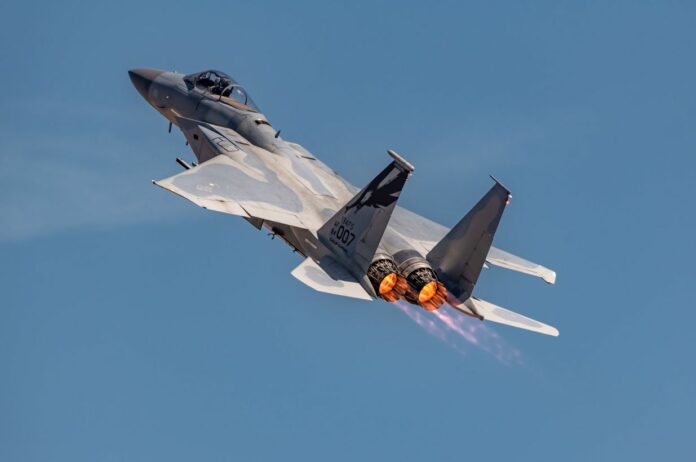 f-15-fighter-jet