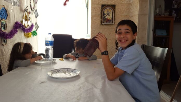 dovid-yosphhappy2