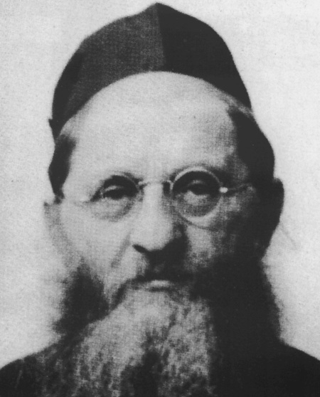 rav-reuven-grozovsky (1)