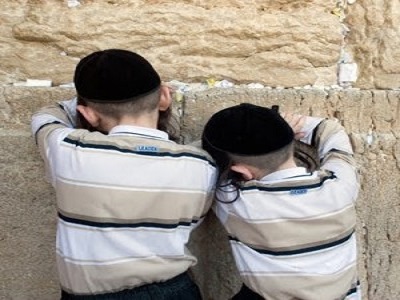 children-davening-1