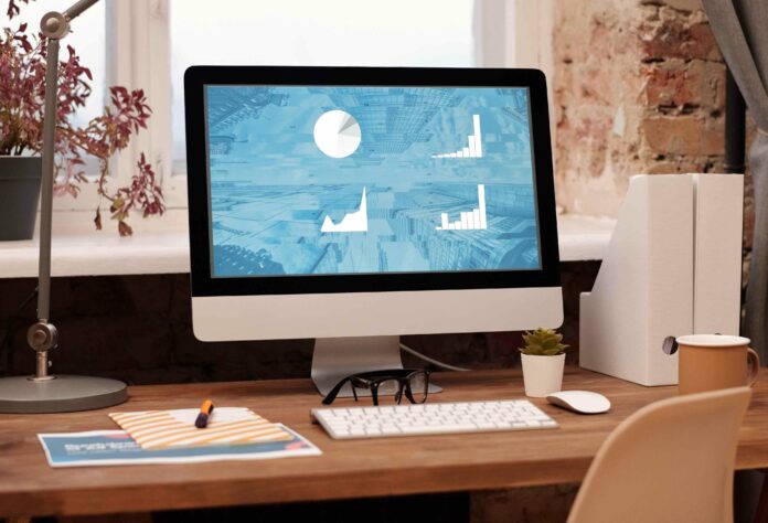 opt_Deskjob-Cropped