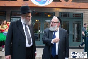 HaRav Yitzchok Lichtenstein, Rosh Yeshiva of Torah Vodaas, Visits Camp