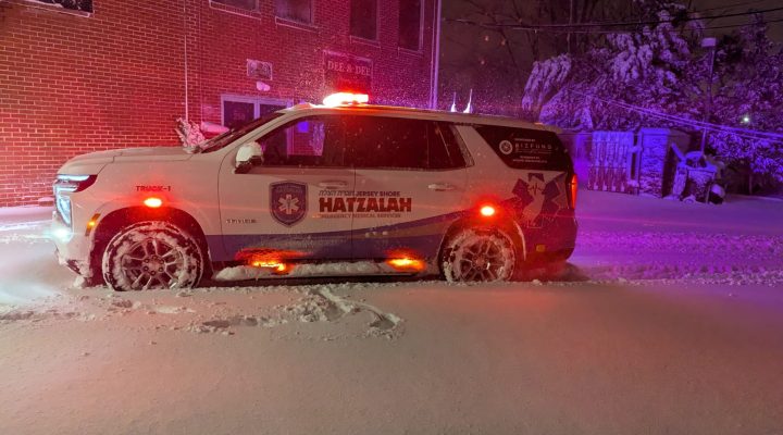 Hatzalah of the Jersey Shore operating during "Blizzard 26"