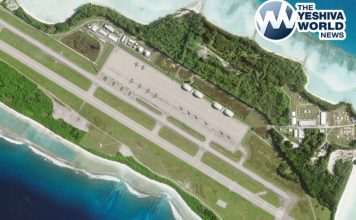 Satellite image of US military aircraft deployed at Diego Garcia base in the Indian Ocean.