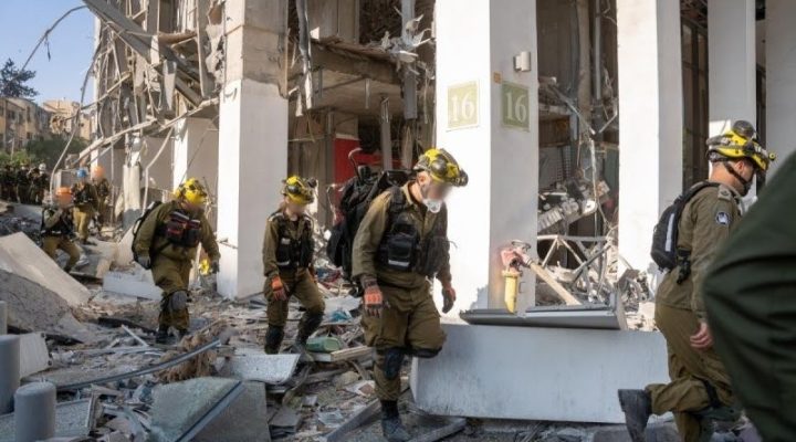 Illustrative. Home Front Command forces at the scene of a missle fall in Ramat Gan. Photo: IDF spokesperson